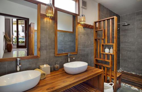 Selong Belanak Villa | Villa Sakura. Luxury 3 Bedroom Villa.