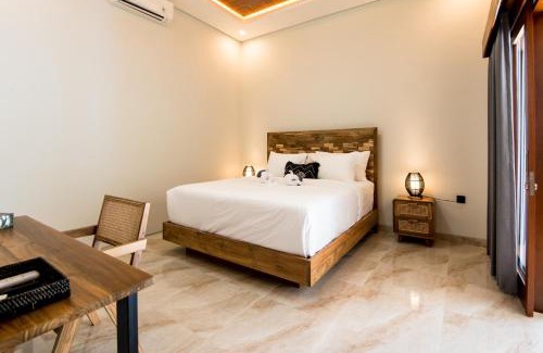 Central Seminyak Villa | Villa Sakura Two Seminyak