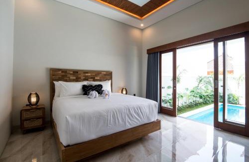 Central Seminyak Villa | Villa Sakura Two Seminyak
