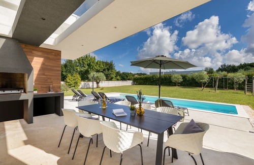 Prkacini Villa | Villa Sama - Preciosa villa de diseno contemporáneo con piscina privada