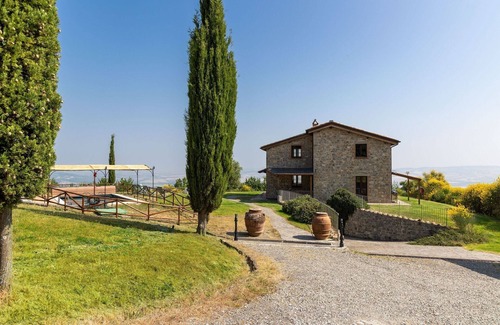 Castiglione d'Orcia Villa | Villa San Michele - Campiglia D'orcia ,Tuscany