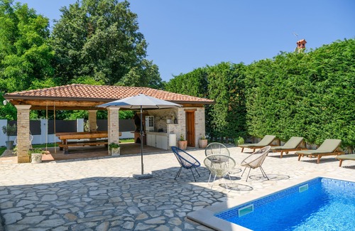 Porec Villa | Villa Sara four-bedroom villa with a swimming pool