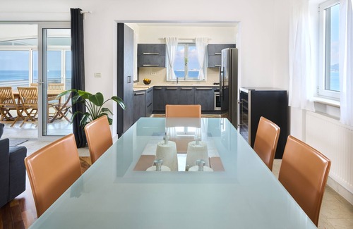 Crveni Vrh Villa | Villa Sarah - Exclusiva propiedad frente a la playa