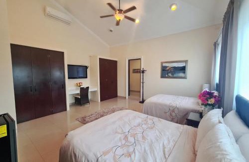 Adolfo López Mateos Cama Y Desayuno | Villa Segovia Cozumel