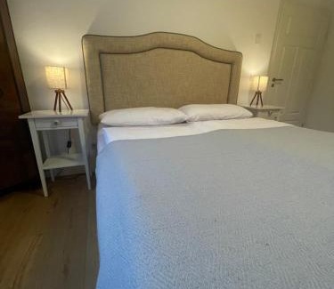 Glienicke/Nordbahn Apartamento | Villa Småland-Edles Naturidyll bei Berlin