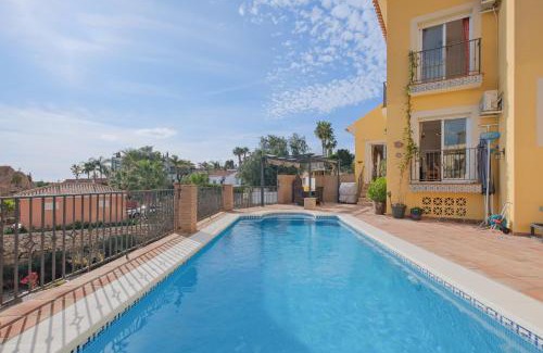 Salobreña Villa | Villa Sol y Mar with heated pool and jacuzzi
