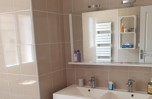 Seilh Casa | Villa Spacieuse - Proche Airbus/golf/aéroport/meet