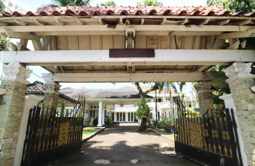 East Jakarta Casa | Villa Sri Manganti