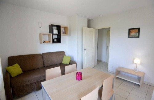 Azille Hotel | Villa-style Getaway: Apartments w/ Terrace/Balcony, Kitchen, Seasonal Pool & BBQ