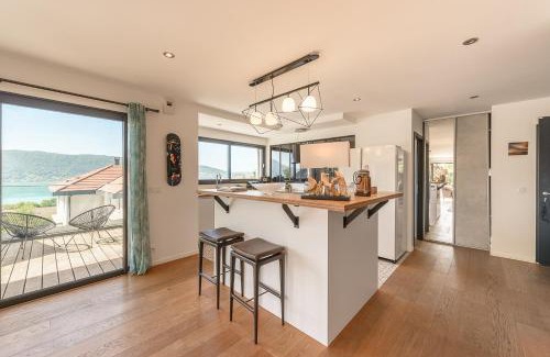 Veyrier-du-Lac Villa | Villa Sunrise – Villa contemporaine avec piscine et vue panoramique sur le lac d’Annecy