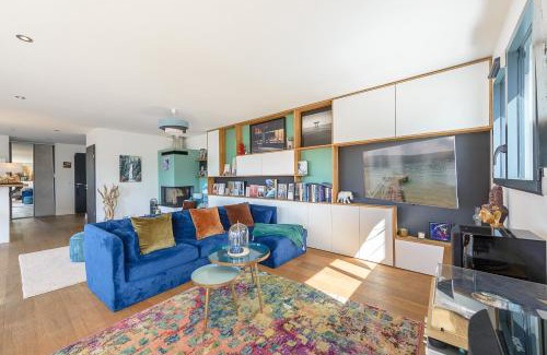 Veyrier-du-Lac Villa | Villa Sunrise – Villa contemporaine avec piscine et vue panoramique sur le lac d’Annecy