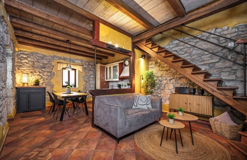 Kozljak Villa | Villa Sunset en posición elevada con maravillosas vistas, mar a 6 km