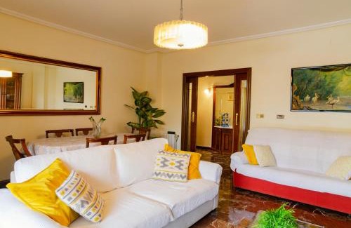 Los Nietos Apartamento | Villa Taala con terraza