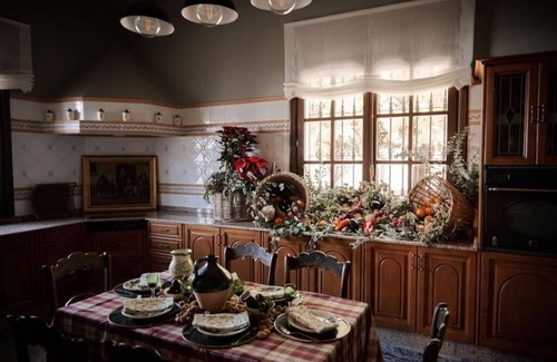 Montilla Casa | Villa Tela & Vino