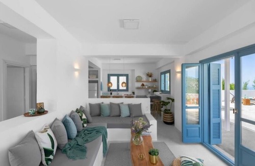 Kalamitsi Villa | Villa Theodorus in Kalamitsi, Lefkada, Optimalstay