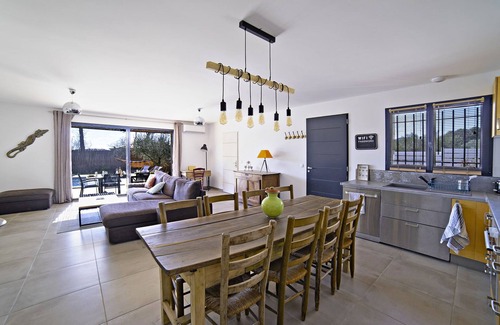 Callas Villa | Villa Ticka - Comfy villa with heated pool