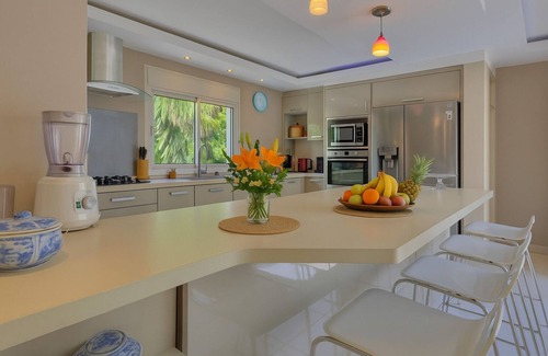 La Possession Villa | Villa Tima - Tropical Luxury with Jacuzzi Sauna Pool and Panoramic View