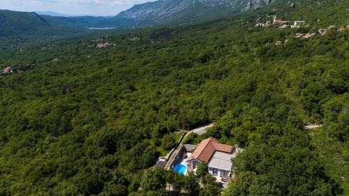 Vinodolska opcina Villa | Villa Toscana - Charming stone Villa with private pool & garden