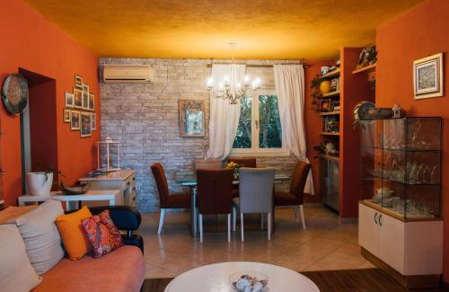 Kastel Kambelovac Villa | Villa Tropica, total privacy, tropical garden and private pool