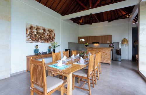 Mengwi Villa | Villa Uma Sari Dayuh Rice Field View