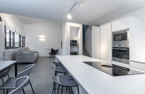 La Portilla Casa | Villa Valdés-Un lugar idílico,cerca de la costa.