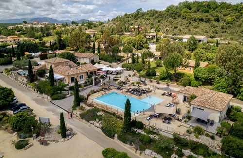 Saint-Maurice-dʼArdeche Villa | Villa-Tradicional-Baño privado con bañera-Terraza