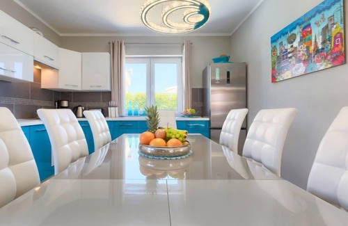 Loborika Casa | Villa Valentina by Interhome
