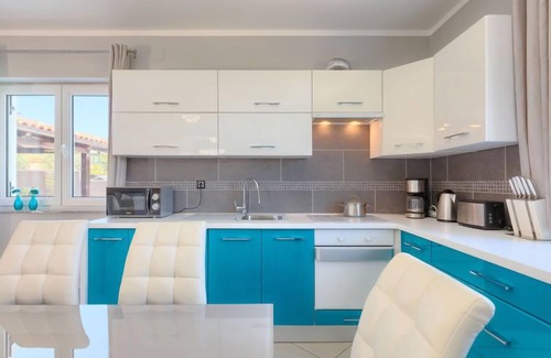 Loborika Casa | Villa Valentina by Interhome