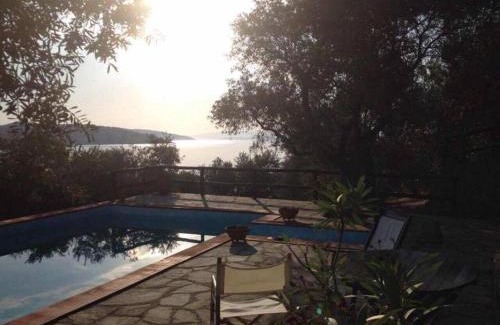 Sithonia Villa | Villa Valia: Traditional Luxurious Residence