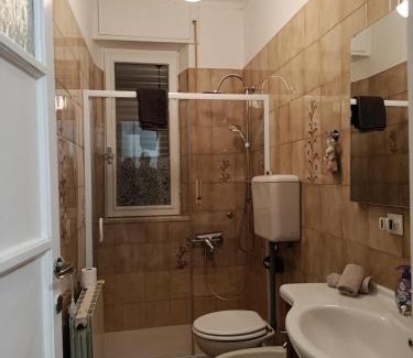 Varano Borghi Casa | Villa Varano Borghi - Lake