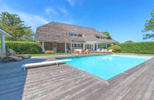 Bridgehampton Villa | Villa Victoria - Cozy Hamptons Villa