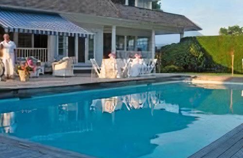 Bridgehampton Villa | Villa Victoria - Cozy Hamptons Villa