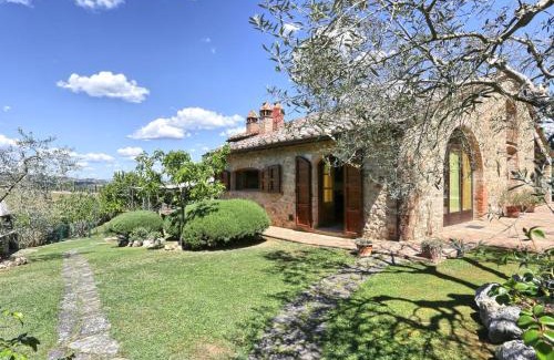 San Gimignano Villa | Villa Vineyard View by Interhome