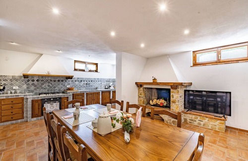 Nocchi Villa | Villa Vittoriano - Surrounded By Nature, Camaiore, Italy