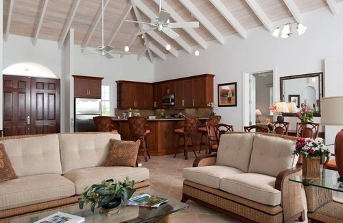 Leeward Settlement Casa | Villa Vivace - Nuevo y lujoso paseo marítimo