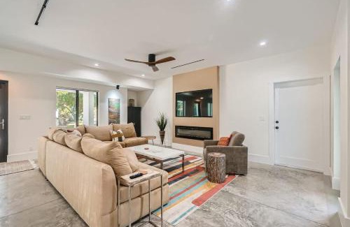 Sunshine Park Casa | Villa Vogue - Designer Finishes Meet Open Living in Sunshine Park