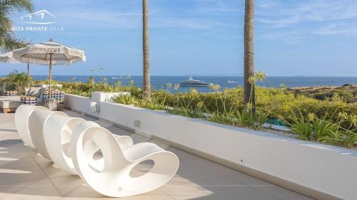 Cap Martinet Villa | Villa Wave