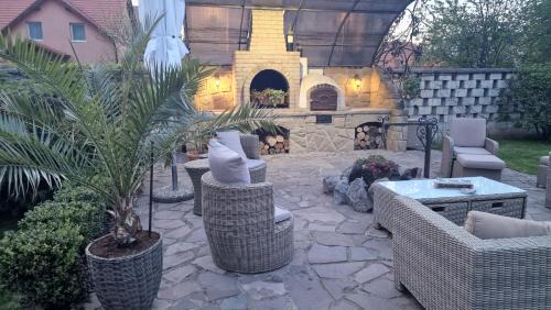 Targu Secuiesc Casa | Villa Westfalia Guest House & SPA