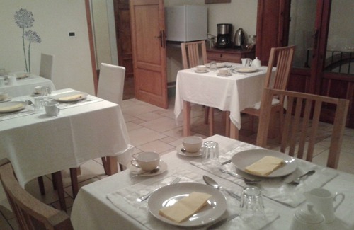 Bagni di Lucca Villa | Villa con 6 habitaciones dobles y 5 baños. Vistas al río, piscina y caminar a la ciudad