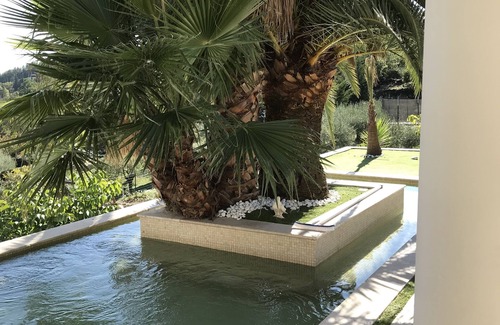 Flayosc Villa | Villa with heated swimming pool and jacuzzi between the sea and the Gorges du Verdon.