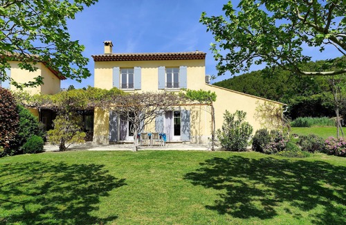 Merindol Villa | Alquiler de vacaciones con piscina y SPA privado en el Luberon en Provenza