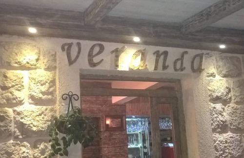Orahovac Casa | Villa con vistas a la montaña