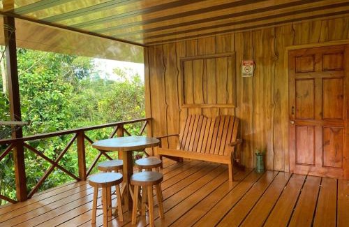 Bahía Drake Cabina | Villa with primary forest view