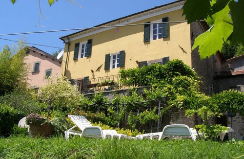 Casoli Villa | Villa con piscina privada y conexión inalámbrica a internet gratuita. Tiene capacidad para hasta 8 personas en comfo