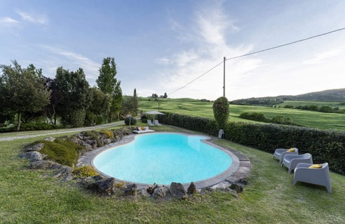 Chianni Casa | Villa with private pool and stunning views near Pisa