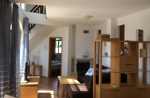 Aheloy Villa | Villa con piscina privada, vistas al mar, complejo de lujo de los viñedos, Aheloy (Pomorie)