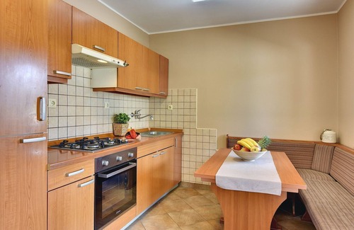 Hreljici Casa | Villa con piscina privada, parque infantil, WiFi, aire acondicionado