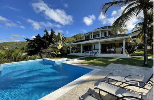 Las Terrenas Villa | Villa with Stunning Ocean View, Infinity pool