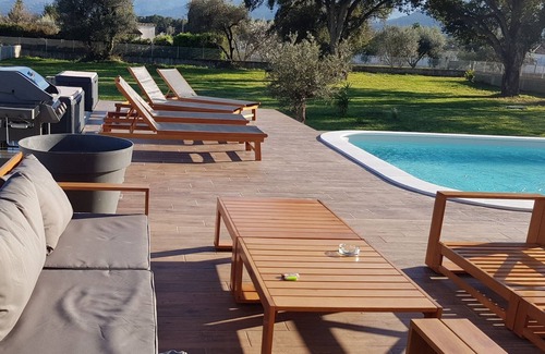 Lucciana Casa | VILLA CON PISCINA CLIMATIZADA en un parque cerca de playas de arena