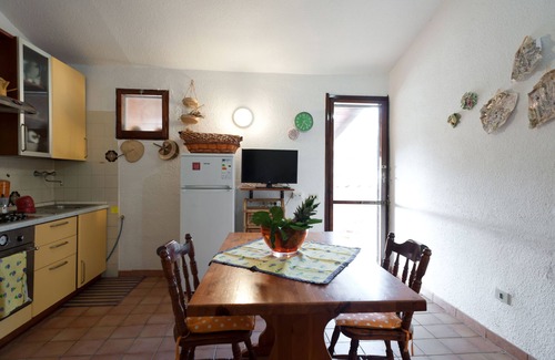 Geremeas Cabaña | Villa with terrace 400 meters from the sea-Sardinia